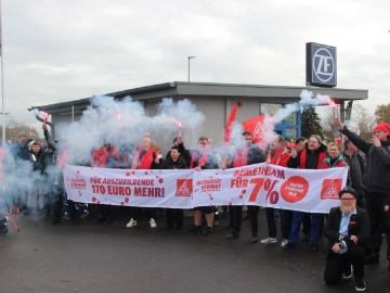 Warnstreik bei ZF in Gotha