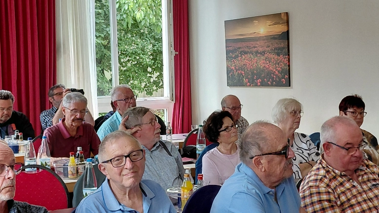 AGA Austausch