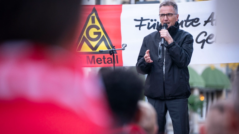 Tarifverhandlungen 2. Runde Bezirk Mitte in Eisenach am 28.10.2026. Foto Frank Rumpenhorst